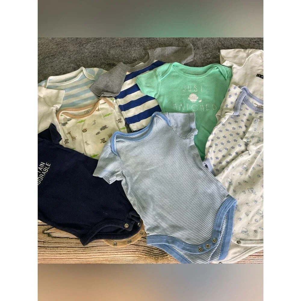 Baby Clothing Bundle Onesie Lot Size 3-6M